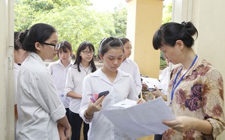 Nhiều mã đề cho môn thi trắc nghiệm vào lớp 10 ở Hà Nội