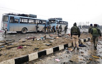 Ấn Độ, Pakistan căng thẳng sau vụ nổ bom ở Kashmir