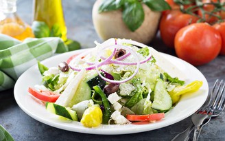 Điều gì xảy ra khi bạn ăn salad mỗi ngày?