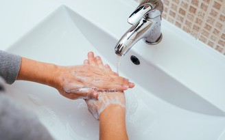 Điều gì xảy ra khi bạn không rửa tay sau khi đi vệ sinh?