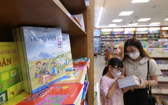 Giá sách giáo khoa cao gấp 3 - 4 lần, NXB Giáo dục Việt Nam lãi khủng