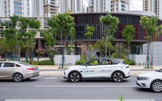 Trung Quốc cấp phép hoạt động cho taxi không người lái