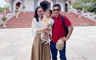 Chồng lùi về chăm con, lo chuyện nhà để vợ phát triển sự nghiệp: Bạn có dám thử?