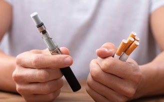 7 dấu hiệu để phát hiện sớm trẻ dùng thuốc lá điện tử