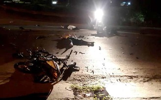 Hai xe máy đối đầu trong đêm, 3 thanh niên tử vong tại chỗ