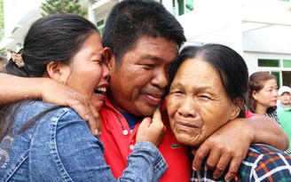 'Chậm một tí nữa 41 ngư dân chúng tôi sẽ đều bỏ mạng trên biển'