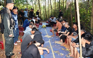 Quảng Nam: Tổ chức sòng bạc, kiêm luôn cho con bạc vay nặng lãi