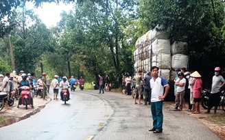 Quảng Nam: Xe máy va chạm trực diện với xe tải, chủ tịch xã tử vong
