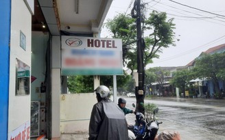 Bão Noru: Khách sạn, nhà nghỉ ở Quảng Nam ‘cháy phòng’ vì người dân thuê tránh bão