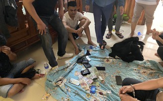Quảng Bình: Hai ngày, bắt giữ 8 nghi phạm liên quan 2 vụ đánh bạc