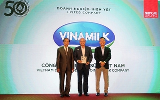 Được đánh giá cao về “E-S-G”, Vinamilk nhận giải Phát triển Bền vững 2022