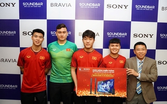 Sony mang tết đến gia đình Đội tuyển bóng đá quốc gia Việt Nam
