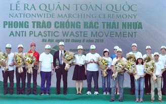 Bamboo Airways ký cam kết chống rác thải nhựa, tăng cường các chuyến bay Xanh