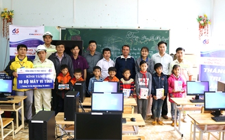 EVNGENCO 3 tặng 80 máy vi tính cho các trường học tỉnh Gia Lai và Kon Tum