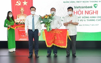 Vietcombank quyết tâm hoàn thành ‘nhiệm vụ kép’ trong 6 tháng cuối năm