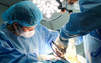 BS Hồ Cao Vũ cho biết những biến chứng sau phẫu thuật tạo hình thành bụng