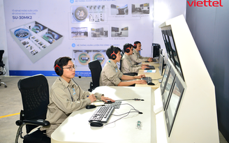 Viettel trình diễn nhiều sản phẩm công nghệ tại Triển lãm Quốc phòng quốc tế 2022