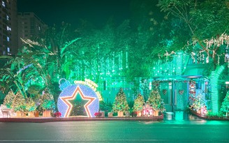 Ngắm Giáng sinh xanh ở một góc phố Sài Gòn