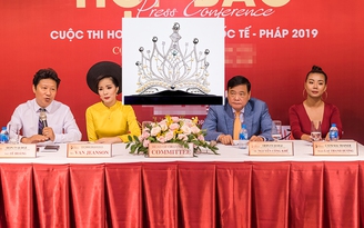 Tân Hoa hậu Di sản nhận vương miện 2,5 tỉ đồng