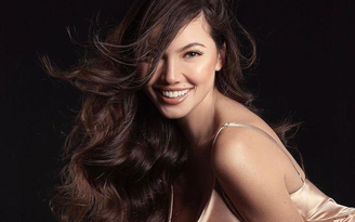 Vẻ đẹp ngọt ngào của mỹ nhân Philippines vừa đăng quang Hoa hậu Hoàn cầu