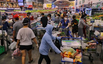TP.HCM: Đề xuất cấp thêm giấy đi đường cho nhân viên siêu thị, cửa hàng tiện lợi
