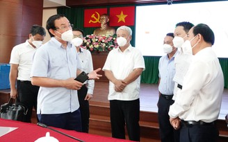 Bí thư Thành ủy TP.HCM Nguyễn Văn Nên: Mở cửa dần để bảo vệ sức khỏe của nền kinh tế