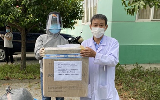 Nhà thiết kế CôngTrí tặng 2.000 khẩu trang N95 cho y, bác sĩ Đà Nẵng