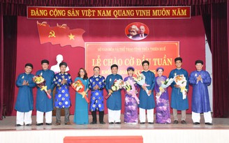 Khôi phục áo dài nam, xin đừng ‘thử lửa làm đau lòng vàng’