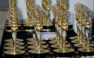 Lễ trao giải Emmy 2021 được tổ chức ngoài trời vì dịch Covid-19