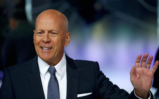 Bruce Willis giã từ sự nghiệp diễn xuất vì mắc căn bệnh cản trở nhận thức