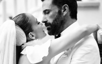 Ngắm những tấm ảnh cưới của Jennifer Lopez và Ben Affleck