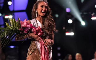 Hoa hậu Mỹ 2022 R'Bonney Gabriel đáp trả cáo buộc gian lận sau chiến thắng