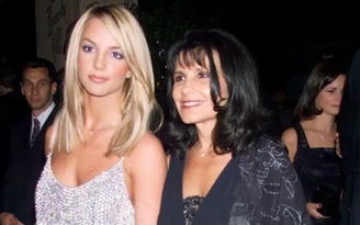 Britney Spears tiết lộ mẹ Lynne đã từng đánh cô 'rất nặng nề' vì tiệc tùng đến 4 giờ sáng
