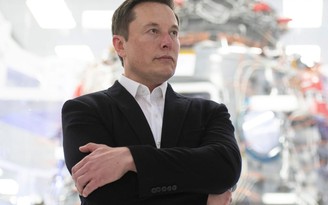 Thiếu chip sản xuất ô tô, Elon Musk dự định mua cả nhà máy chip cho Tesla