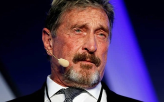 Thông điệp ẩn ý của John McAfee trên Twitter