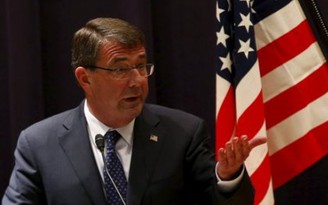 Bộ trưởng Quốc phòng Mỹ phản đối quân sự hóa tranh chấp lãnh thổ ở châu Á