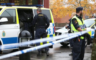 Thụy Điển kinh hoàng trước vụ chém chết 2 người ở trường học