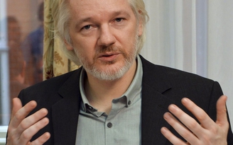 Nhà sáng lập WikiLeaks nói sẵn sàng bị bắt tùy phán quyết của LHQ