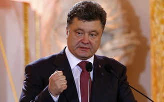 Mỹ, Ukraine kêu gọi Nga 'chấm dứt gây căng thẳng'