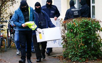 Điều tra một tổ chức Hồi giáo cực đoan, cảnh sát Đức lục soát khắp 10 bang