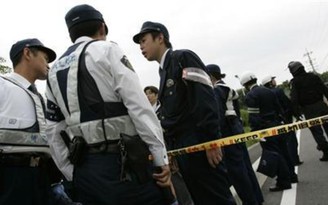 Nhật Bản: Giả dạng cảnh sát, cướp số vàng 5 triệu USD giữa ban ngày