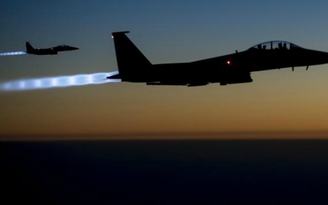 Nga lên án vụ không kích của liên quân Mỹ ở Syria là hành động 'tội phạm'