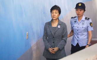 Cựu Tổng thống Hàn Quốc Park Geun-hye lãnh thêm 8 năm tù