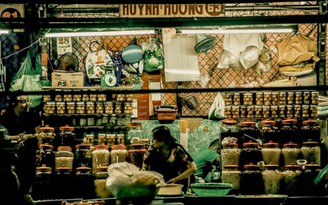 Góc ảnh chợ Bình Tây đẹp cổ kính trong ngày Sài Gòn chưa ‘đổ bệnh’