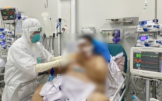 TP.HCM: Bệnh viện Chợ Rẫy thực hiện ECMO cứu 2 bệnh nhân Covid-19 nặng, nguy kịch