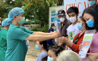 Thêm 17 bệnh nhân Covid-19 tại Đà Nẵng khỏi bệnh được xuất viện