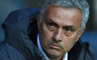 HLV Mourinho cũng bị truy tố tội trốn thuế