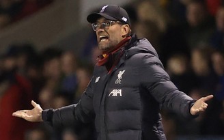 Bị đội hạng 3 gỡ hoà ở FA Cup, HLV Jurgen Klopp “nổi quạu”