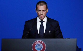 Chủ tịch UEFA nói gì việc VCK Euro hoãn 1 năm?
