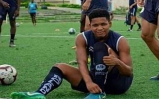 Một cầu thủ trẻ người Ecuador bị bắn chết ngay trước cửa nhà